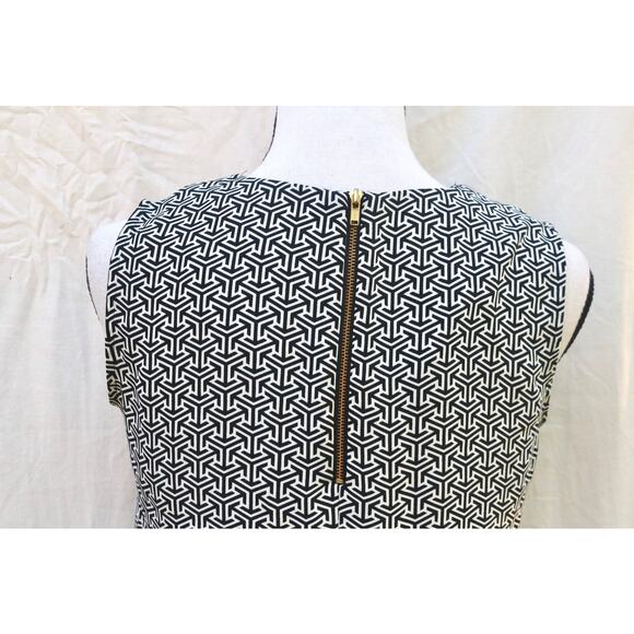 Adrienne Vittadini Womens 2 Sheath Dress Black White Geometric Sleeveless - Picture 4 of 7